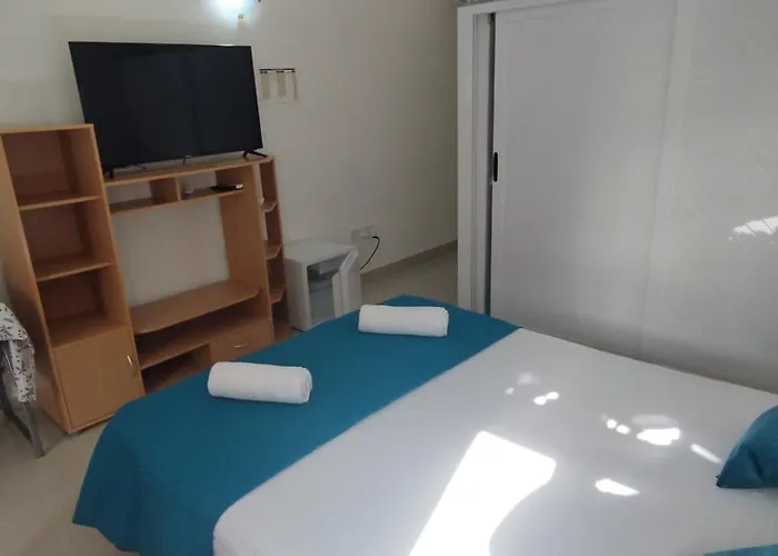 Sunlight House Pensiune Marsaskala